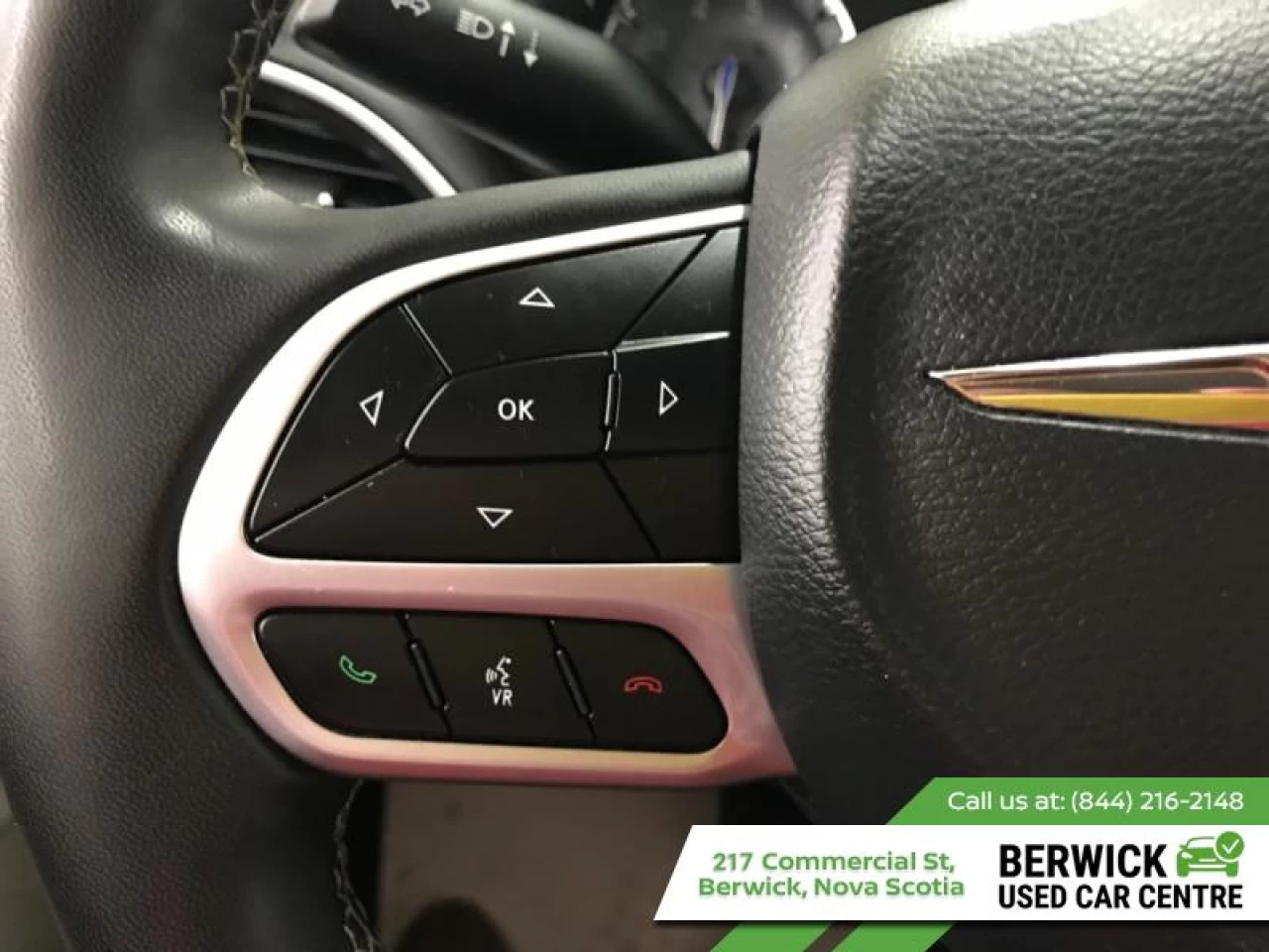 2022 Chrysler Grand Caravan SXT Main Image