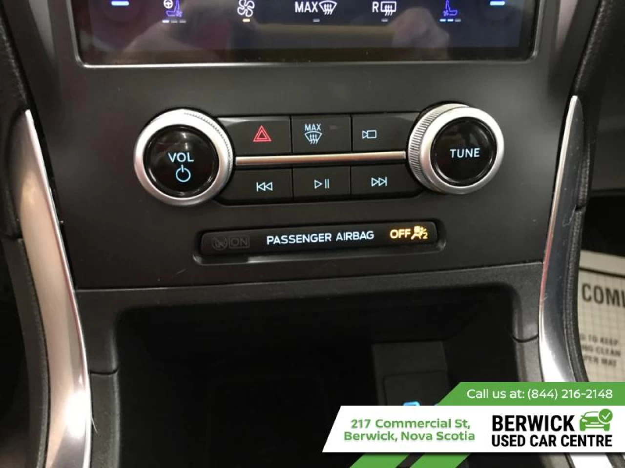 2022 Ford Edge Titanium Main Image