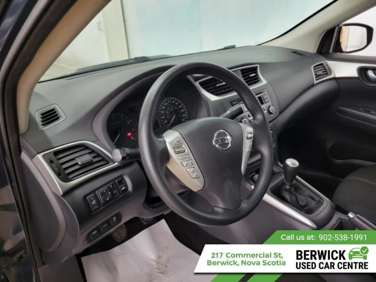 2017 Nissan Sentra S Main Image