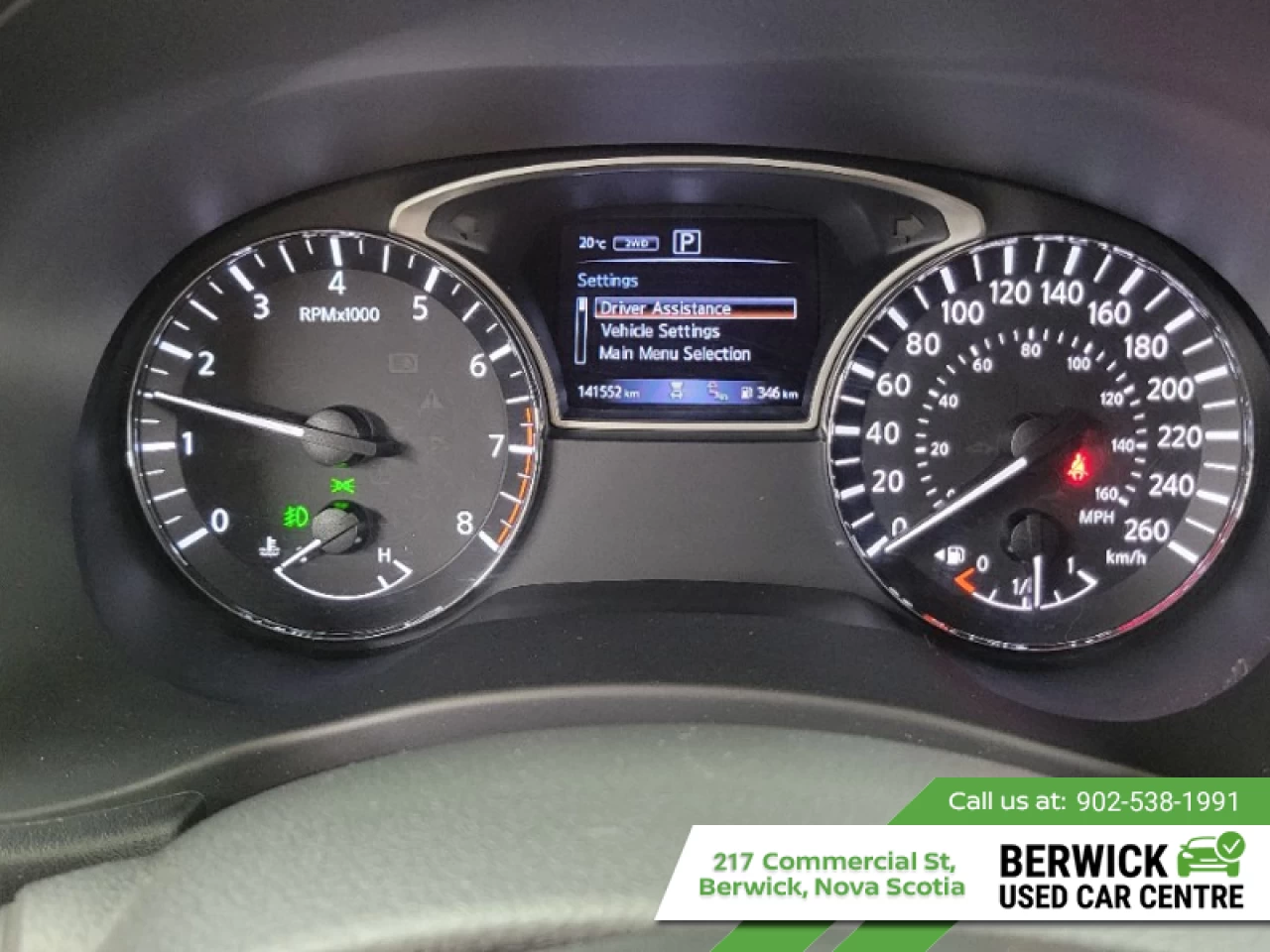 2020 Nissan Pathfinder SV Tech Main Image