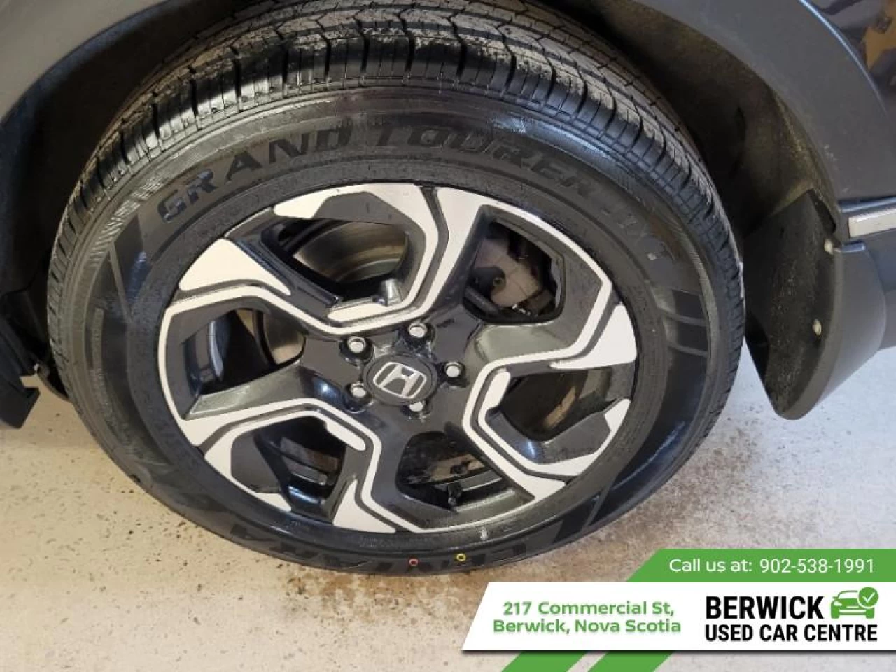2019 Honda CR-V Touring AWD Main Image