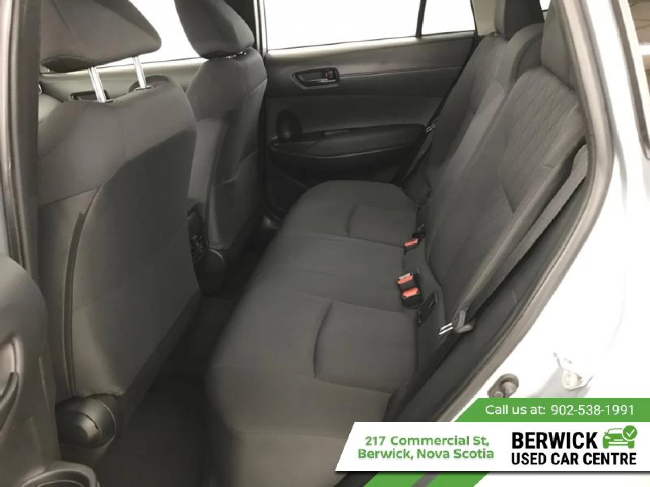 2022 Toyota Corolla Cross LE AWD Main Image