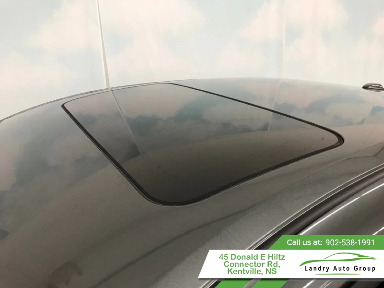 2021 Nissan Sentra SR CVT Main Image