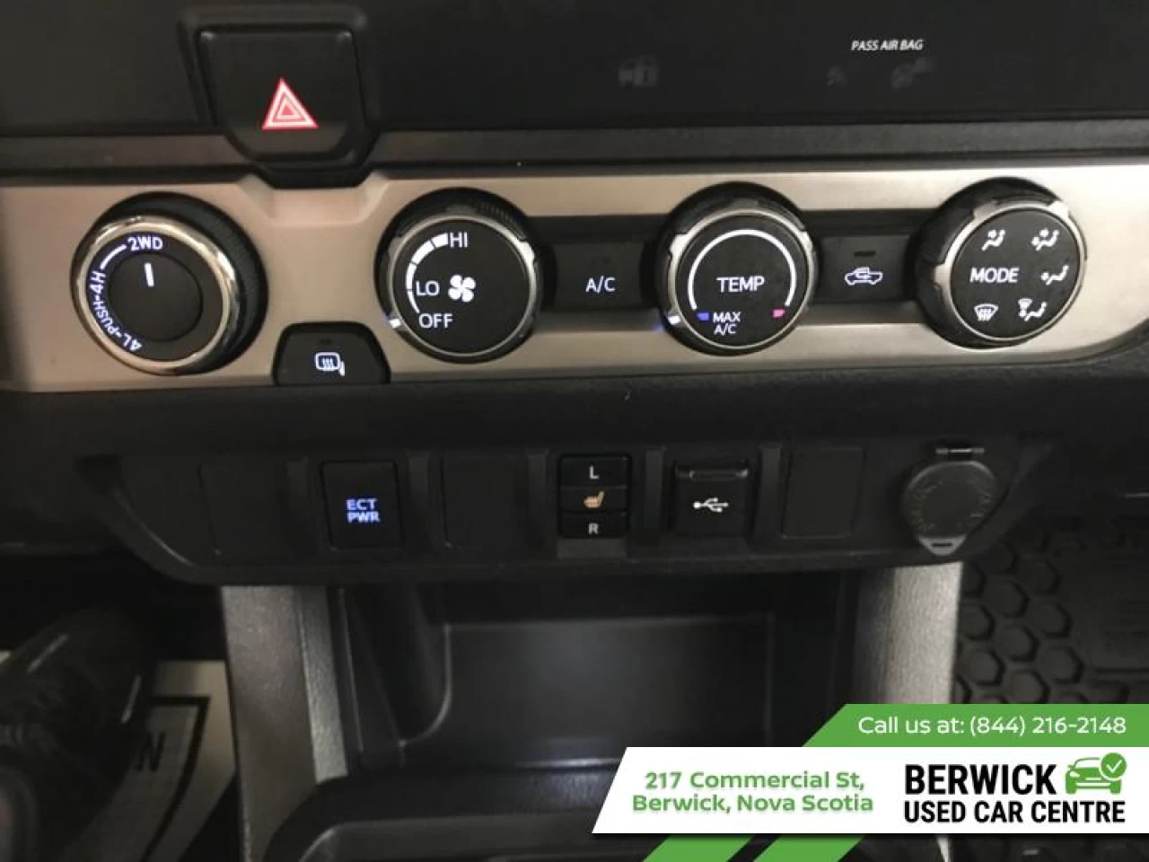 2020 Toyota Tacoma SR5 Main Image