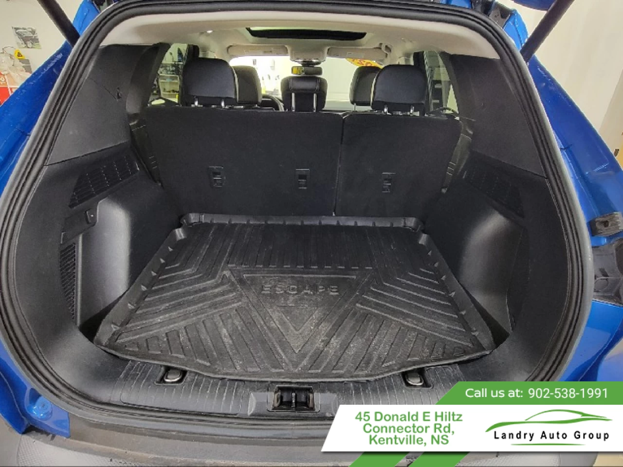 2021 Ford Escape titanium Main Image