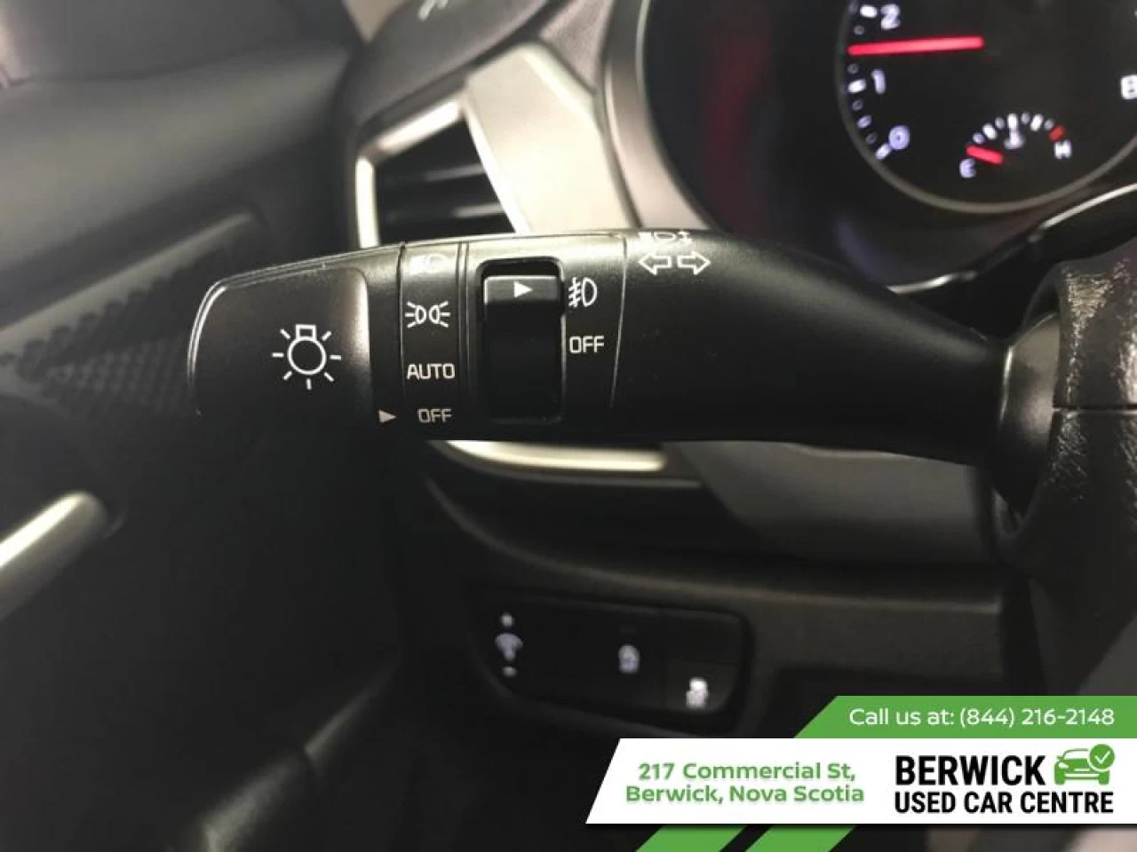 2023 Kia Seltos LX Main Image