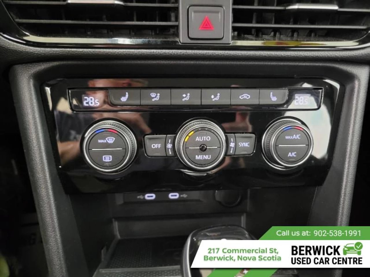 2024 Volkswagen Taos Comfortline 4MOTION Main Image