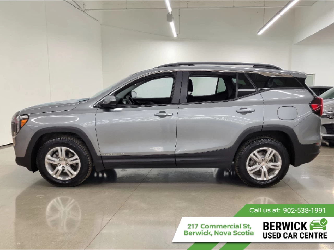 2024 GMC Terrain SLE Main Image