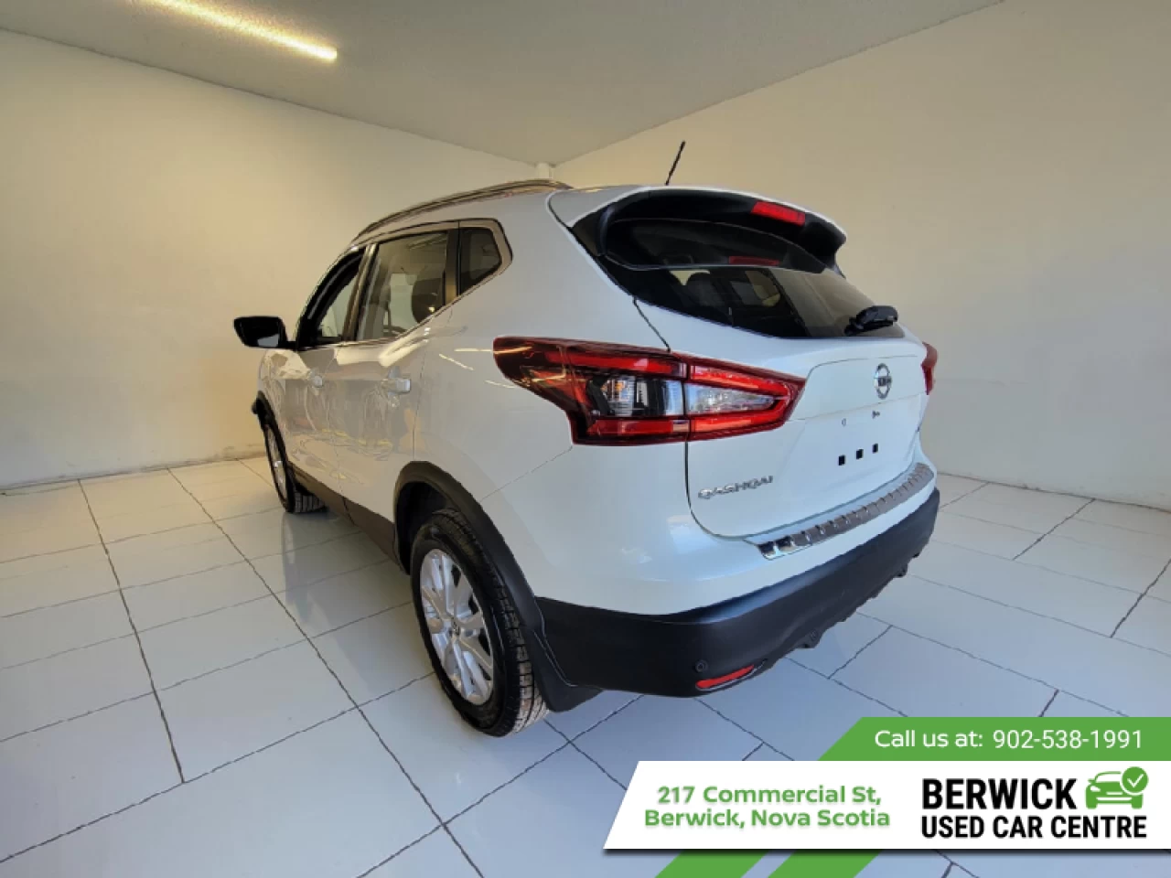 2023 Nissan Qashqai SV AWD Main Image