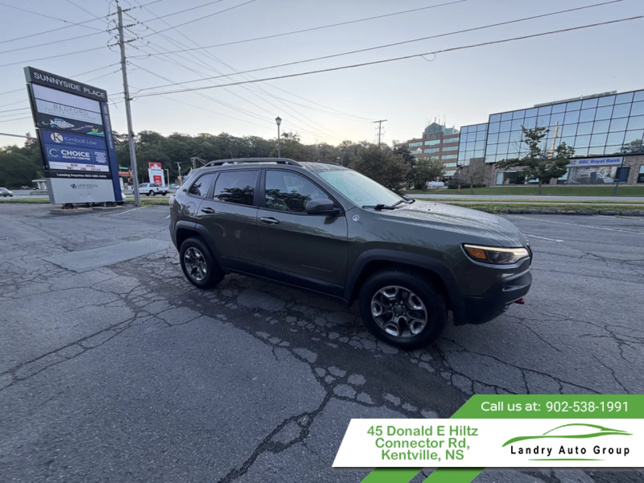 2019 Jeep Cherokee Trailhawk Elite Main Image