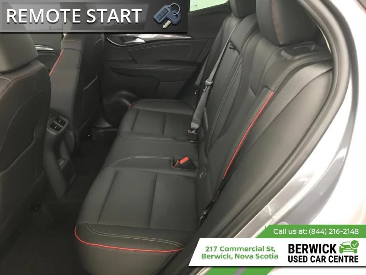 2022 Buick Envision Essence Main Image