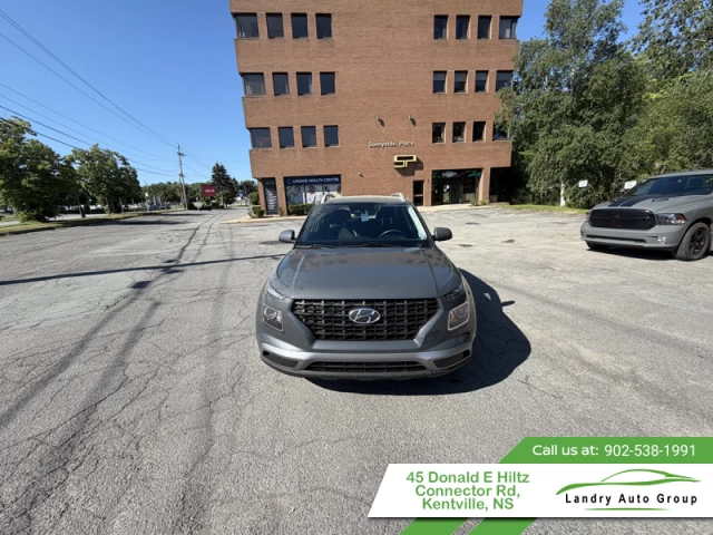 Hyundai Venue Preferred IVT 2025