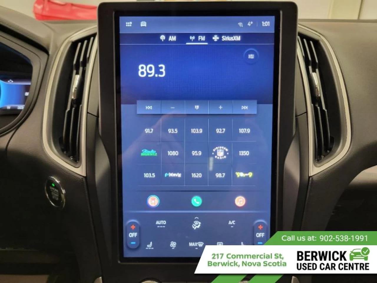 2024 Ford Edge SEL Main Image