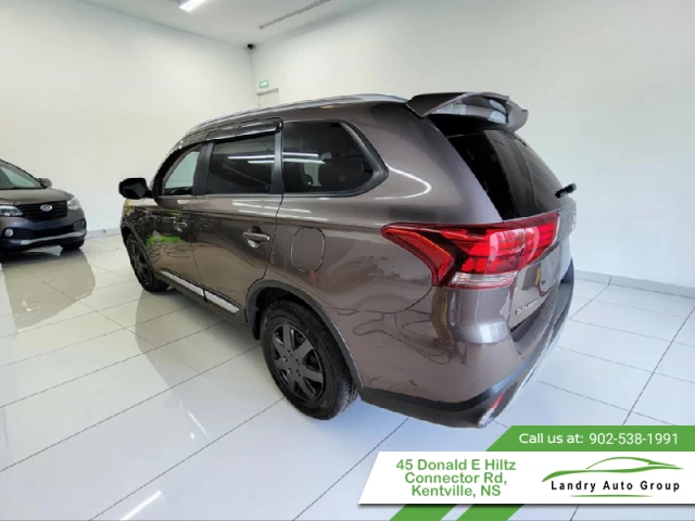 Mitsubishi Outlander EX 2020
