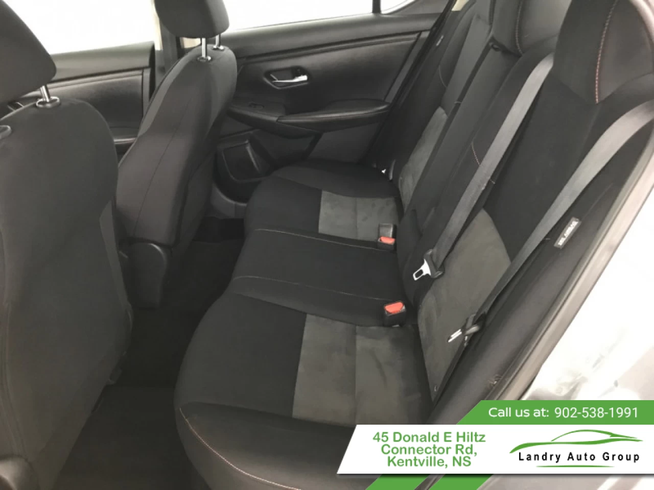 2021 Nissan Sentra SR CVT Main Image