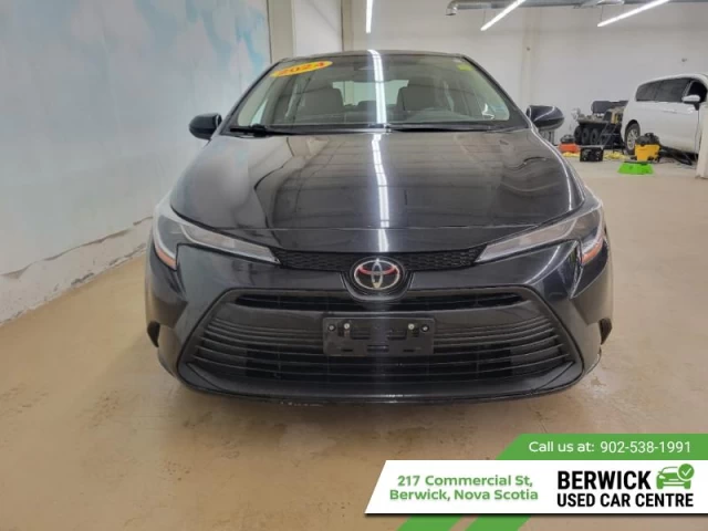 Toyota Corolla LE 2024