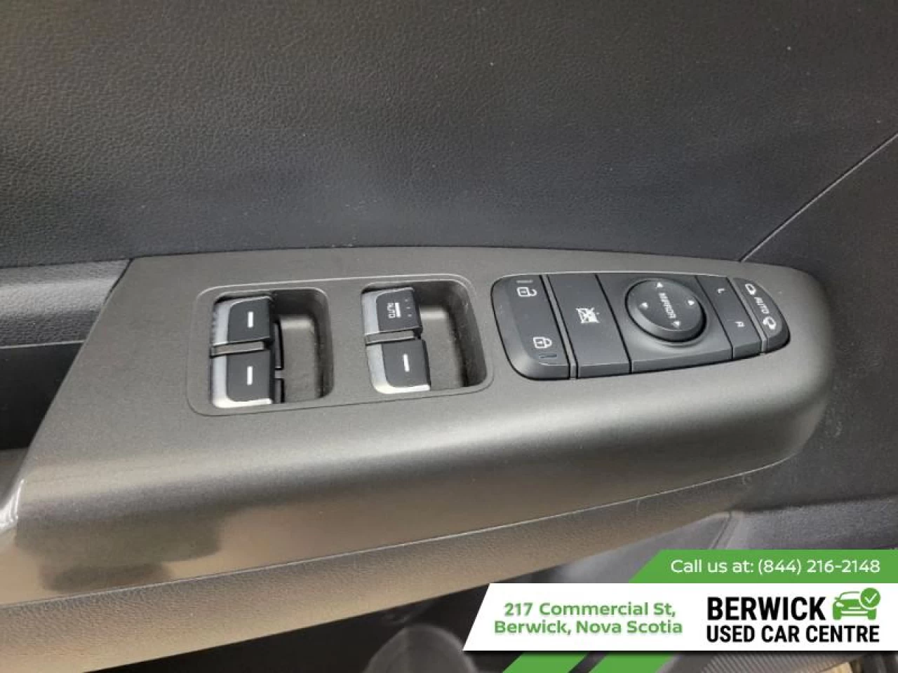 2021 Kia Sportage LX Main Image