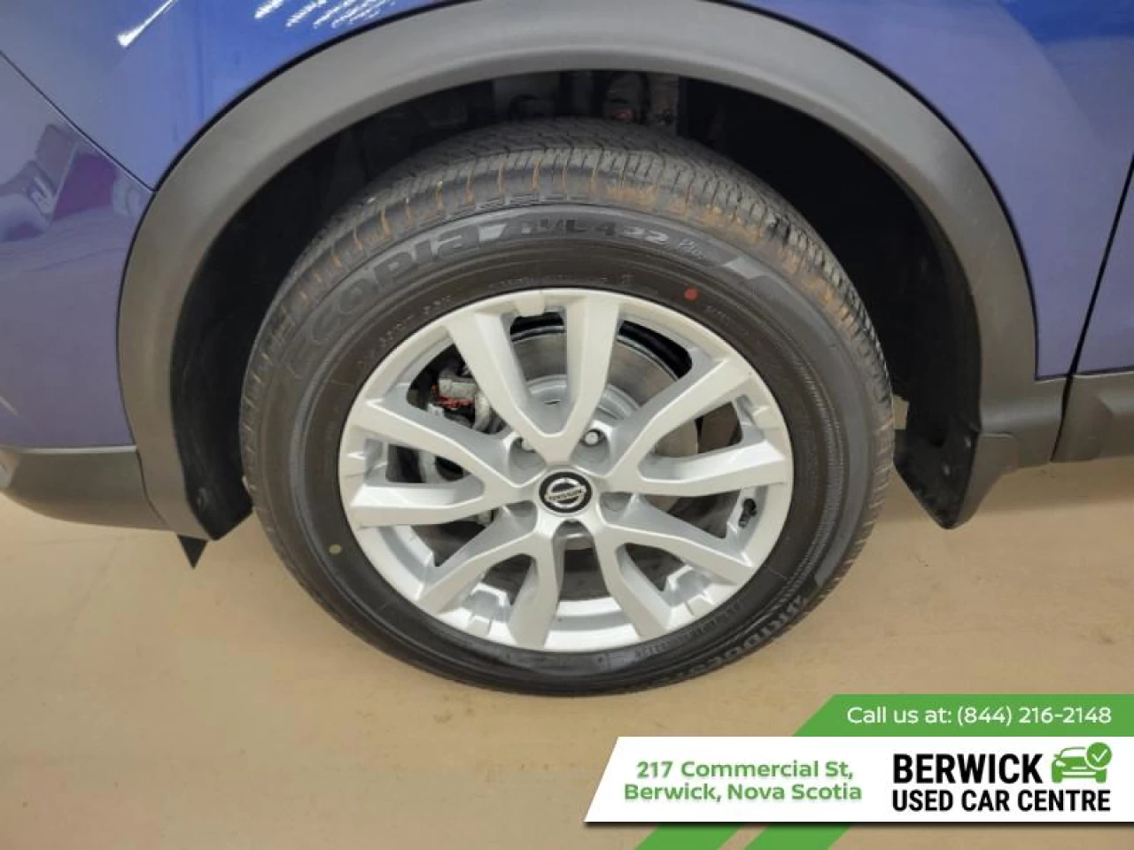 2023 Nissan Qashqai SV AWD Main Image