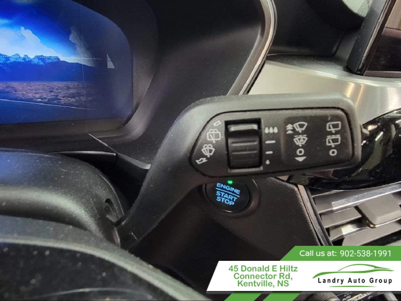 2021 Ford Escape titanium Main Image