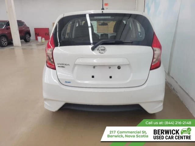 Nissan Versa Note S CVT 2018