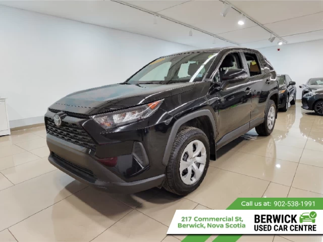 Toyota RAV4 LE 2025