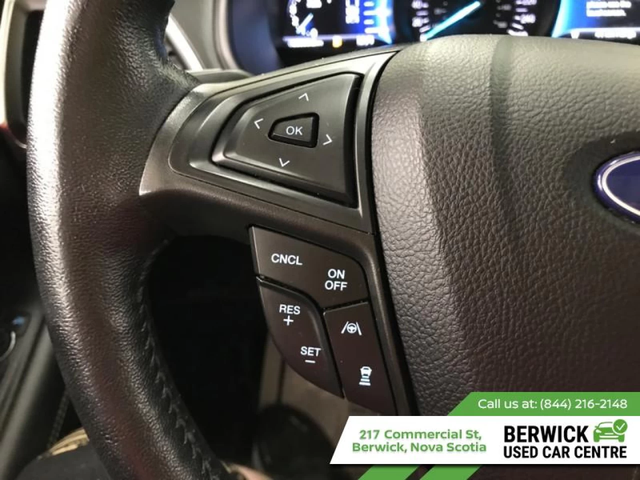 2022 Ford Edge Titanium Main Image