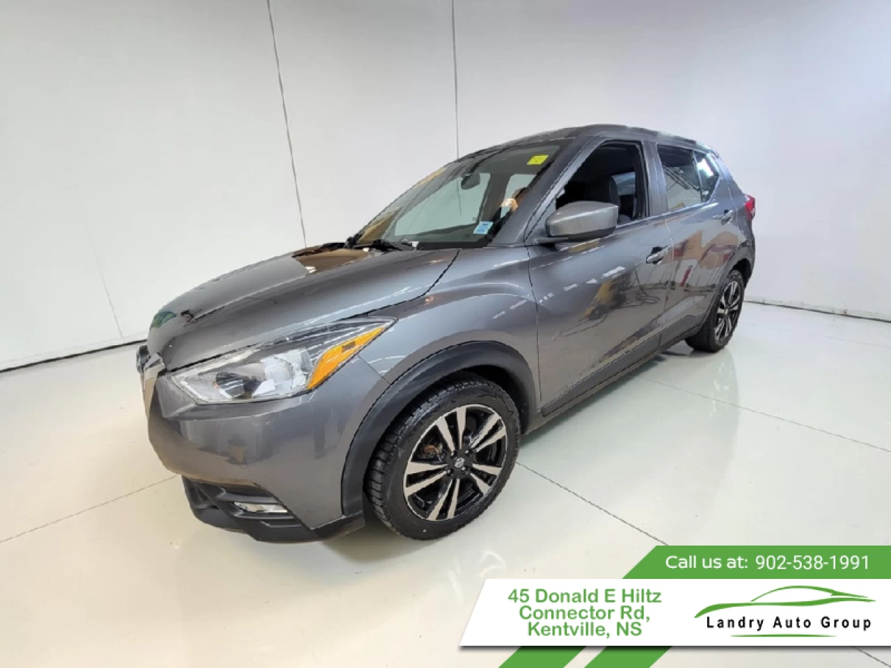 2020 Nissan Kicks SV Main Image