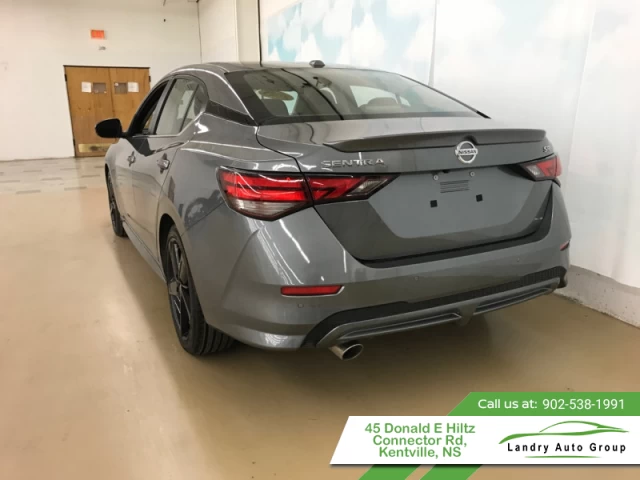 Nissan Sentra SR CVT 2021