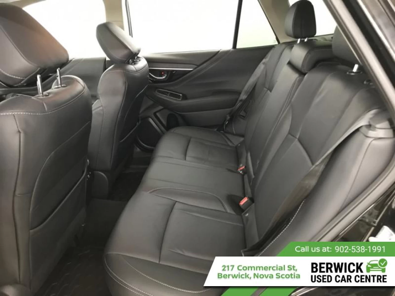 2022 Subaru Outback Limited Main Image