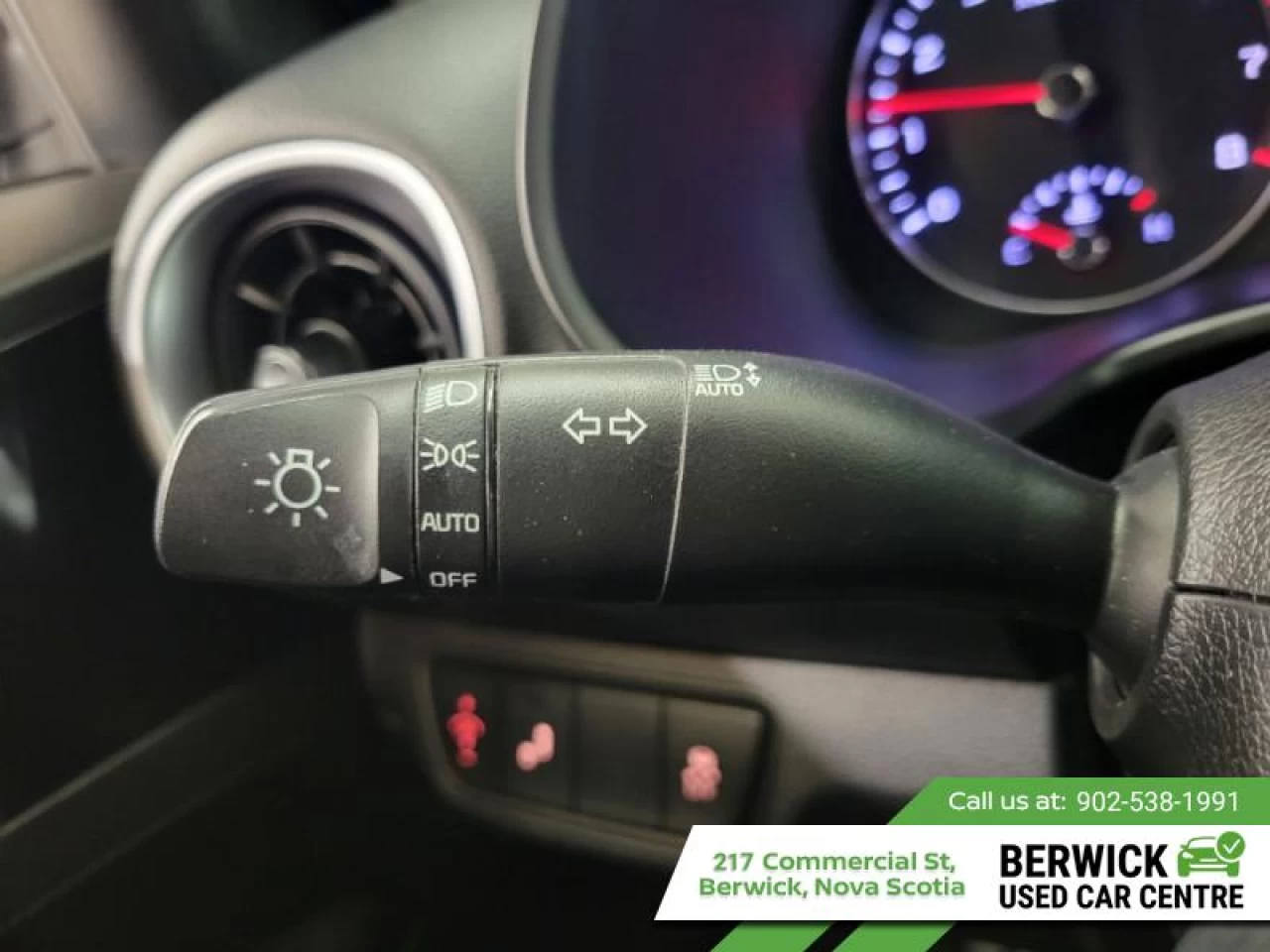 2022 Kia Forte EX Main Image