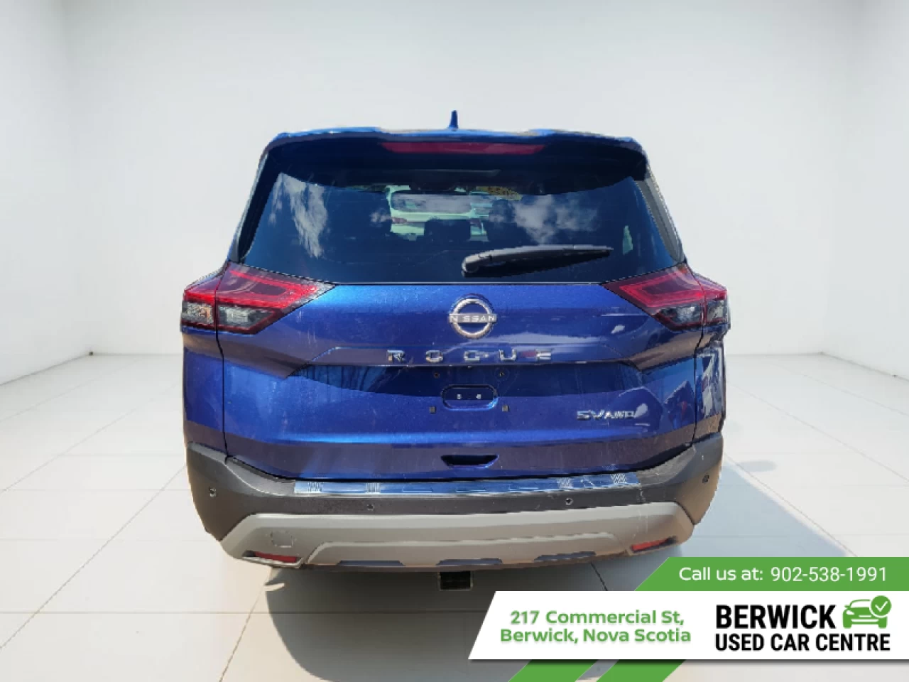 2023 Nissan Rogue SV Moonroof Main Image