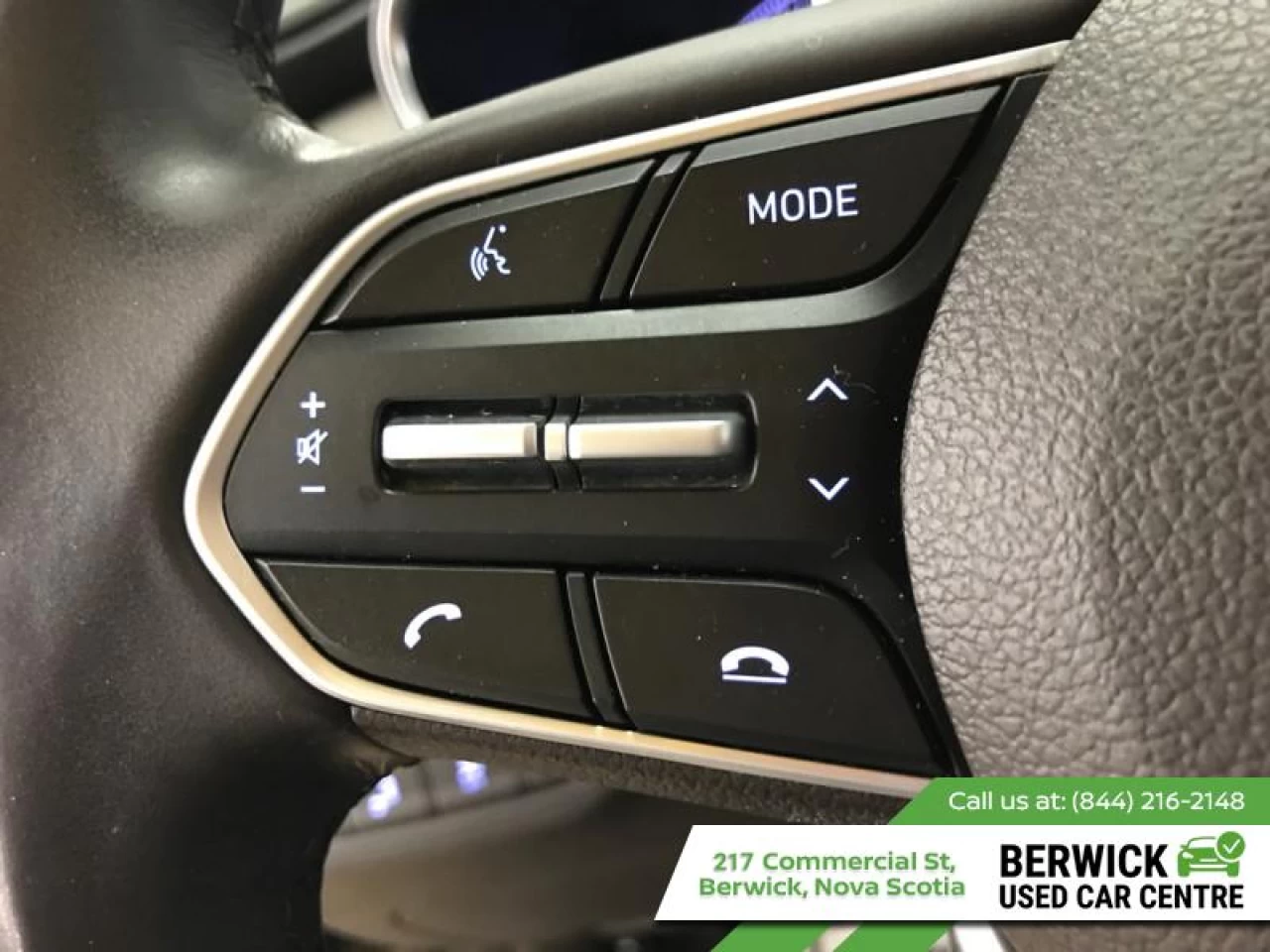 2020 Hyundai Santa Fe 2.0T Preferred AWD w/Sunroof Main Image