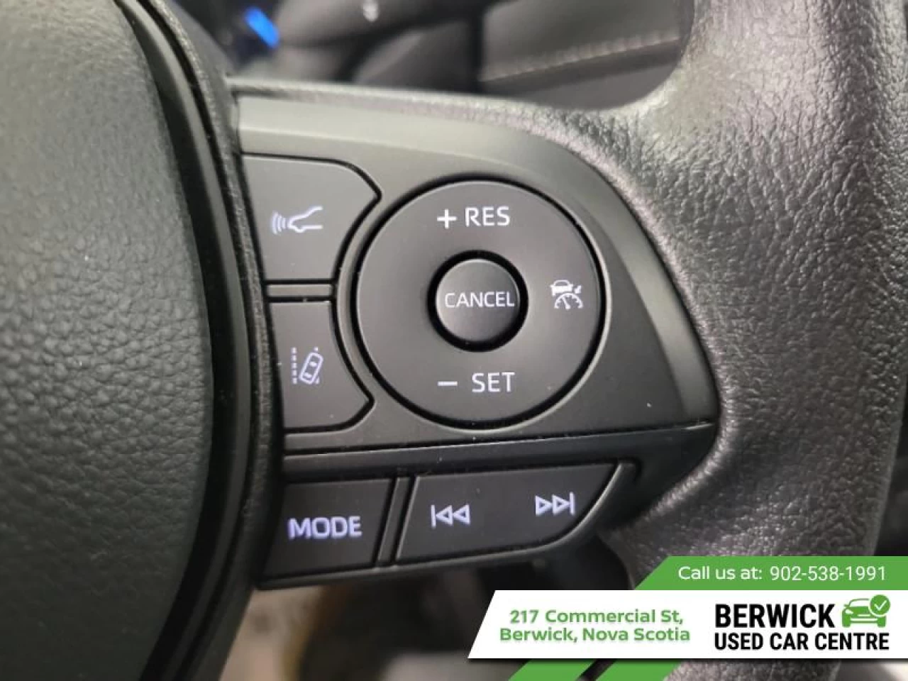 2025 Toyota RAV4 Hybrid LE Main Image