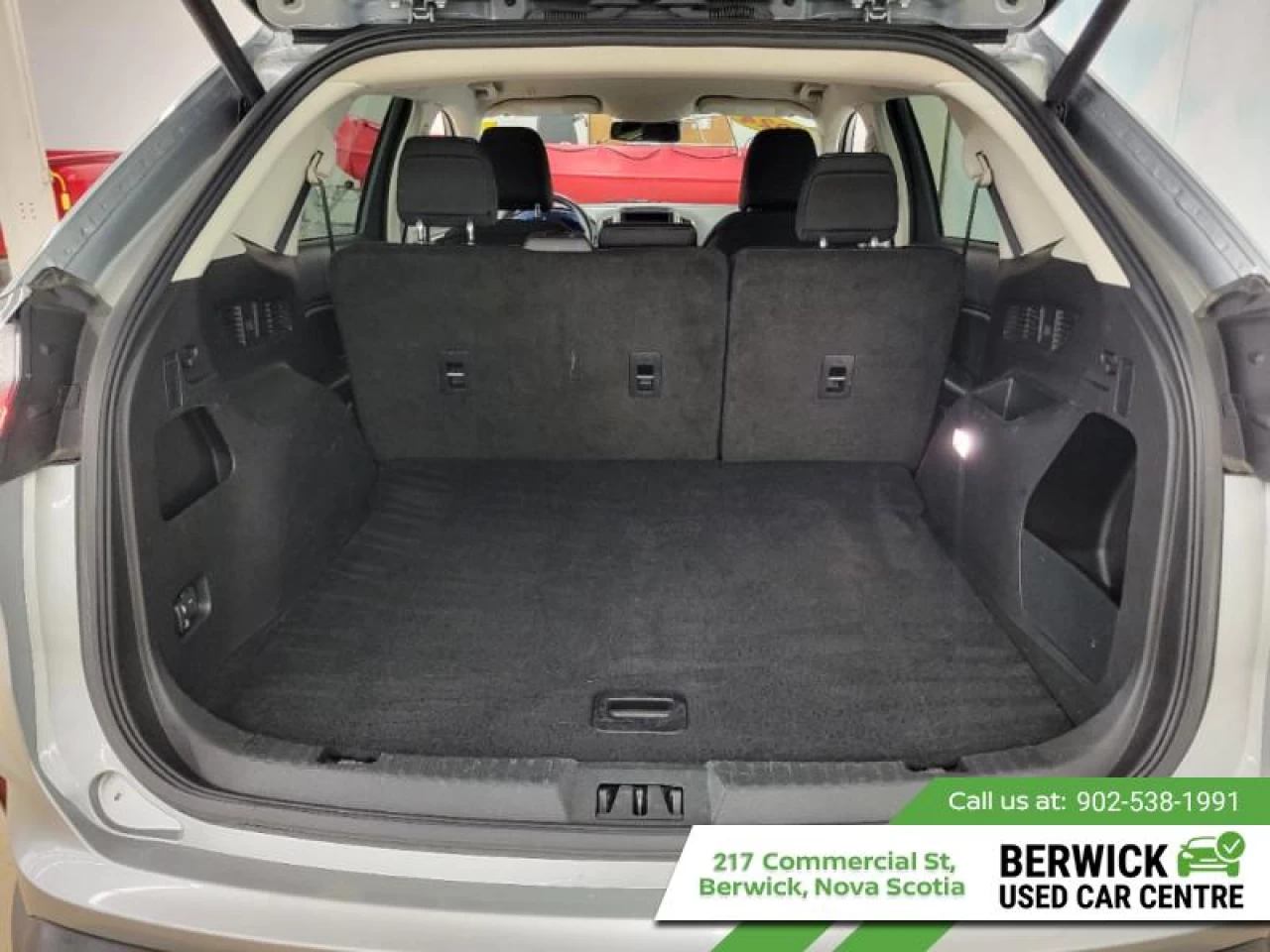 2024 Ford Edge SEL Main Image