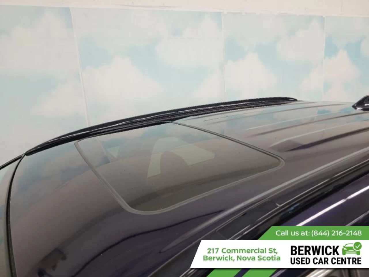 2021 Toyota RAV4 Hybrid XLE Main Image