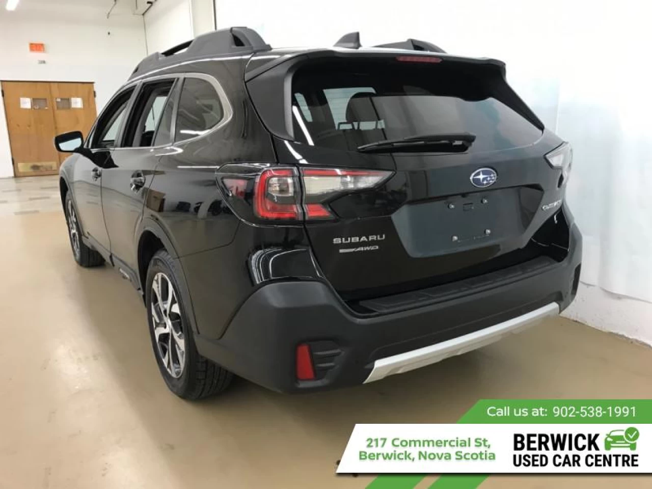 2022 Subaru Outback Limited Main Image