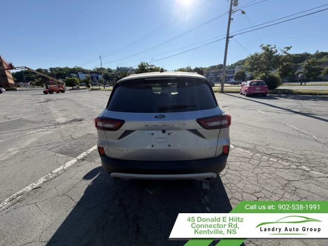 Ford Escape Platinum 2023