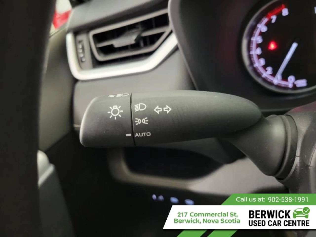 2025 Toyota RAV4 LE Main Image