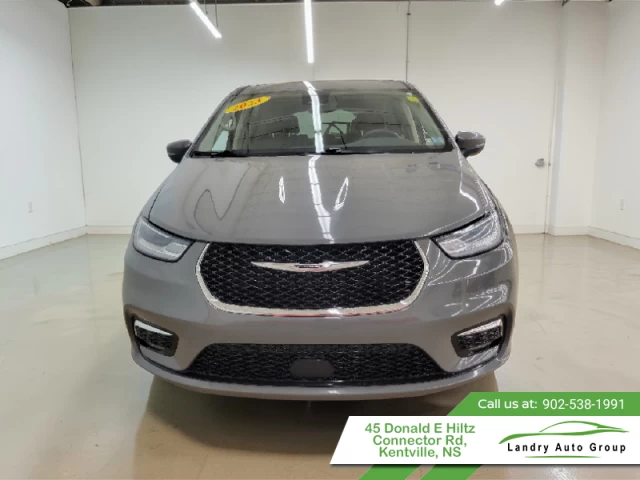 Chrysler Pacifica Touring L 2023