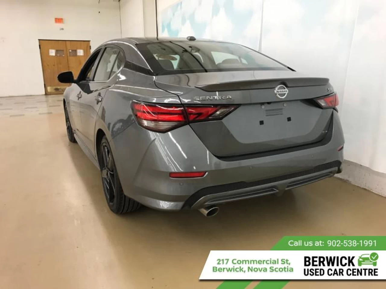 2021 Nissan Sentra SR CVT Main Image