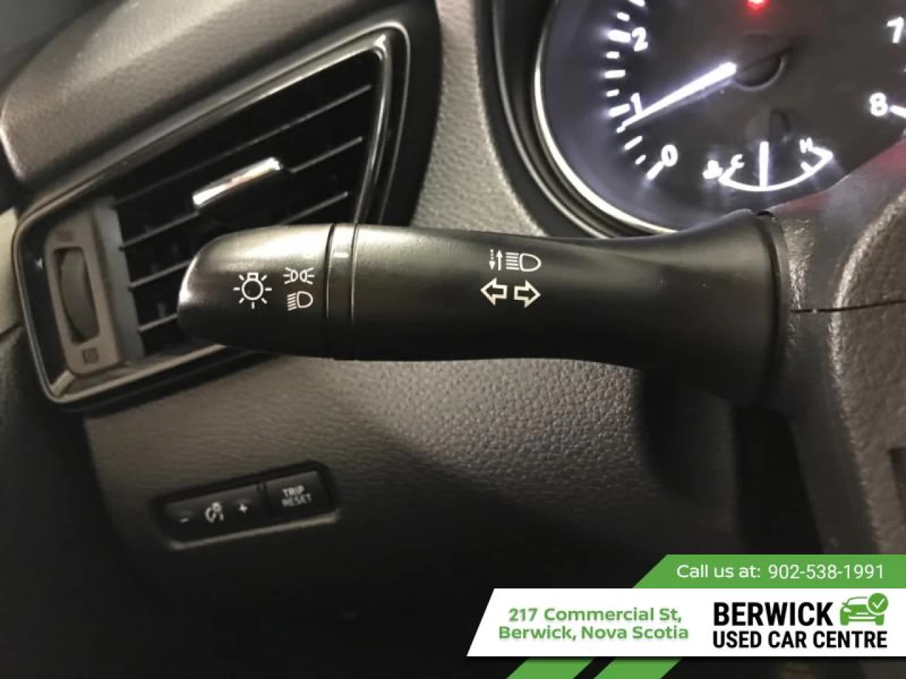 2019 Nissan Qashqai AWD S Main Image