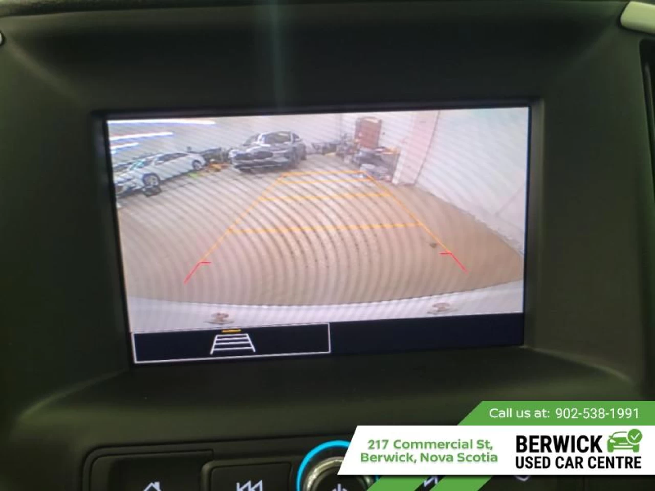 2024 GMC Terrain SLE Main Image