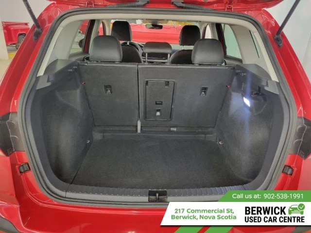 Volkswagen Taos Comfortline 2024