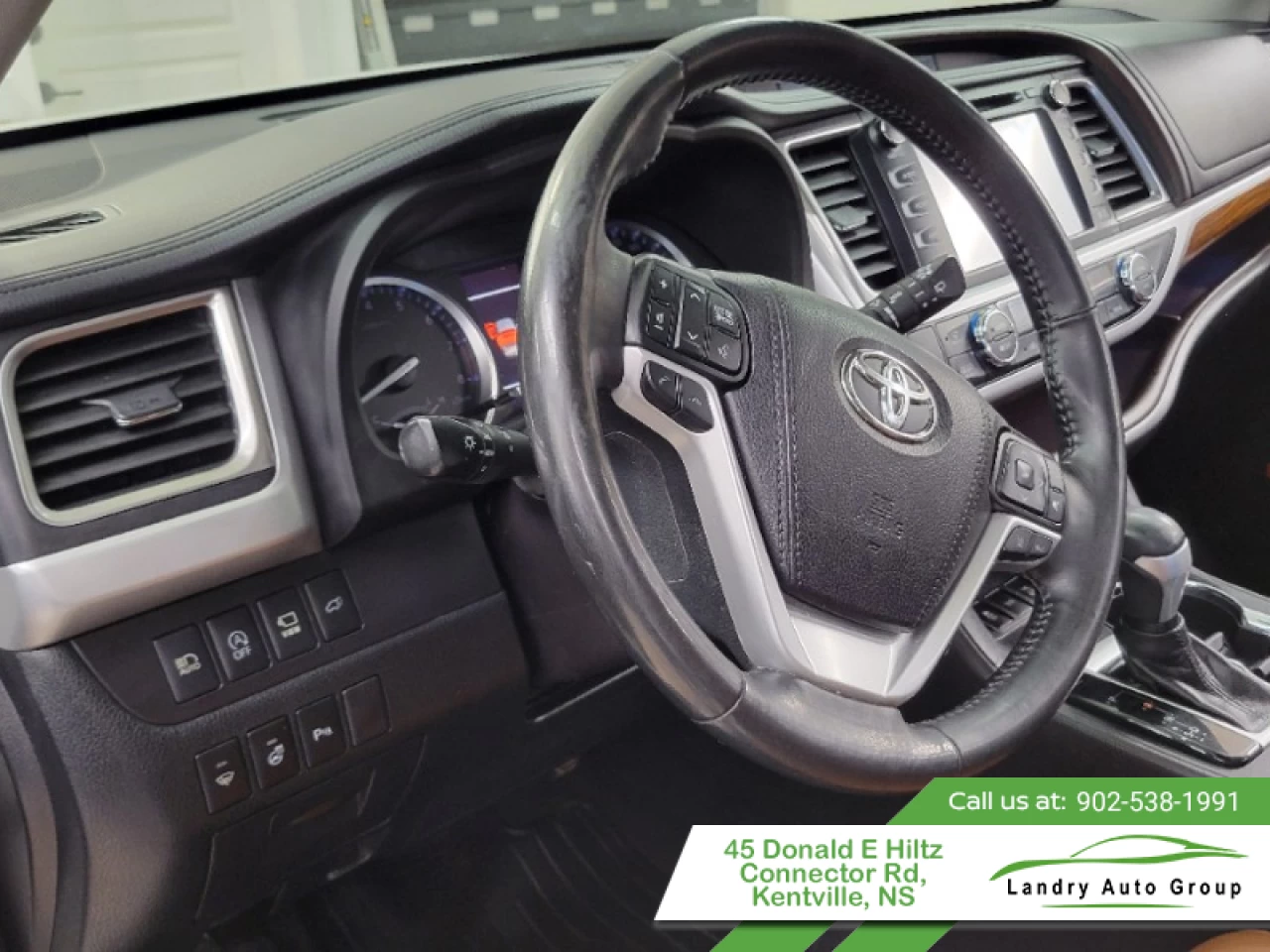 2018 Toyota Highlander Limited AWD Main Image