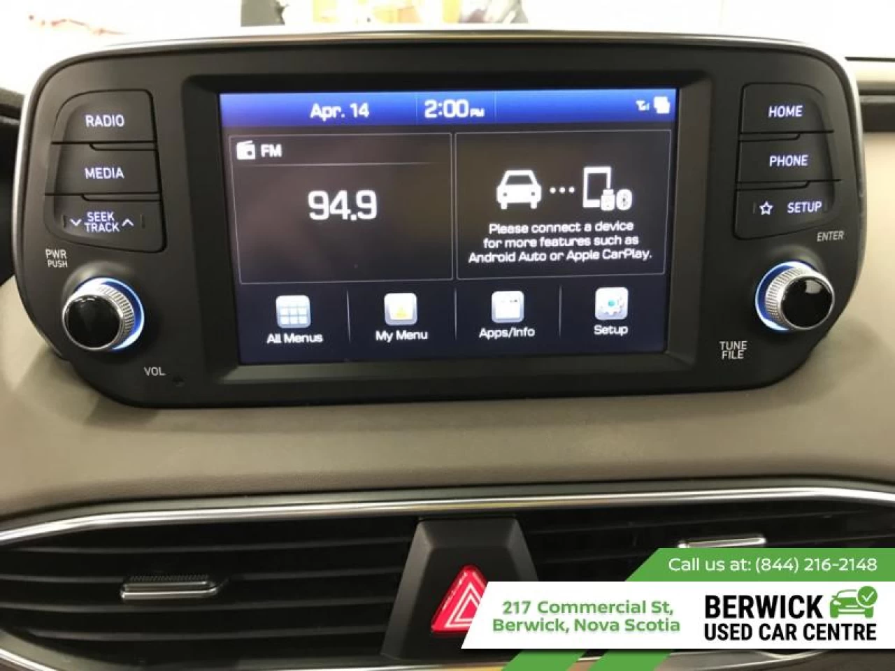 2020 Hyundai Santa Fe 2.0T Preferred AWD w/Sunroof Main Image