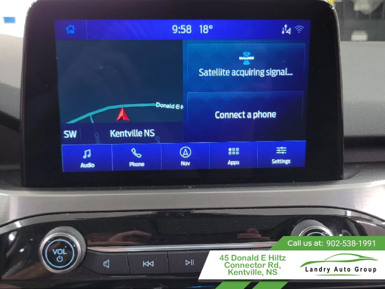 2021 Ford Escape titanium Main Image