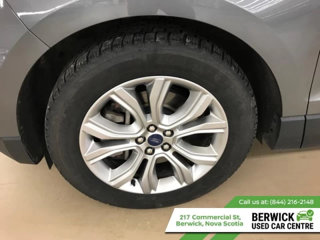 Ford Edge Titanium 2022