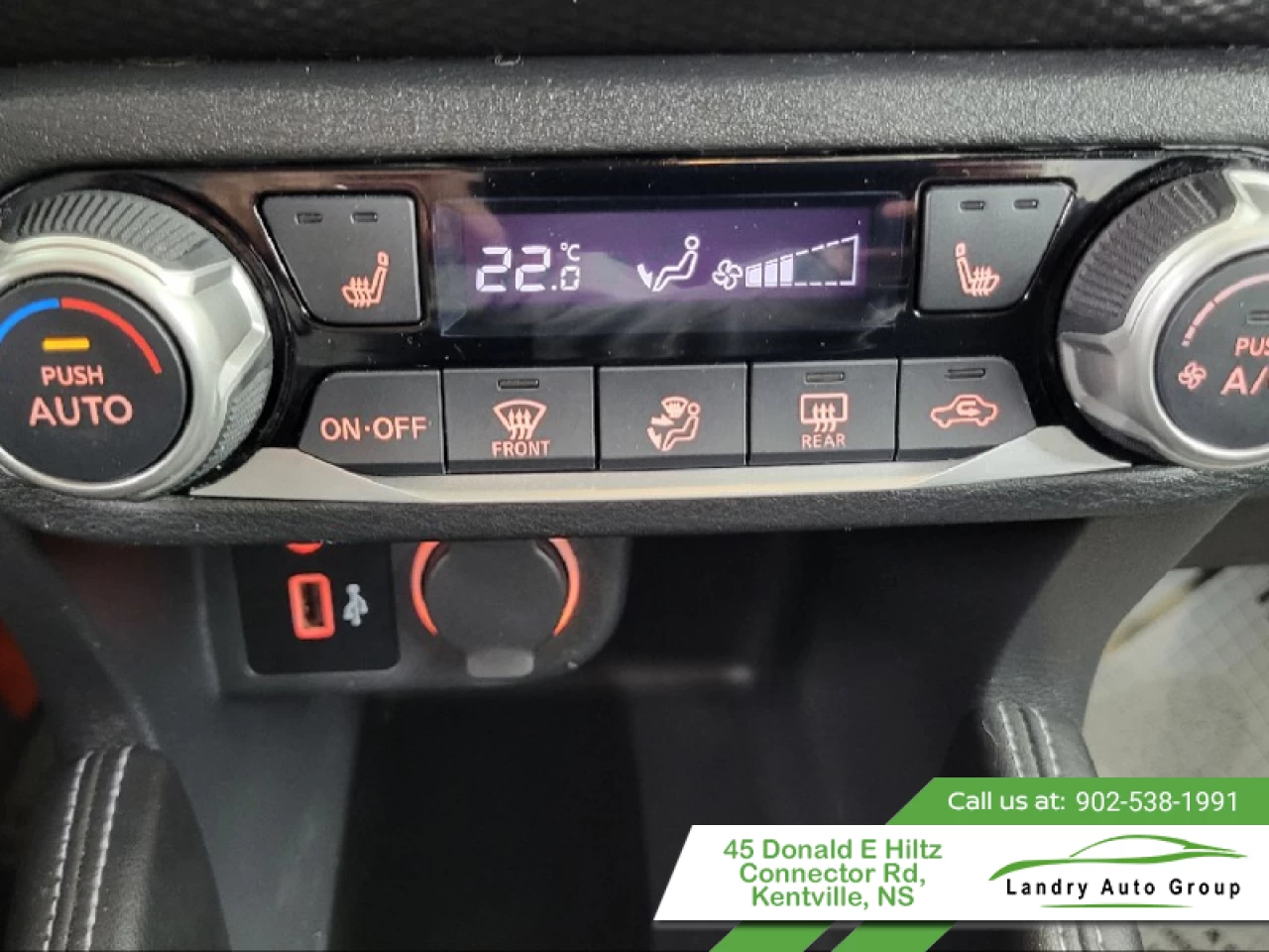 2020 Nissan Kicks SV Main Image