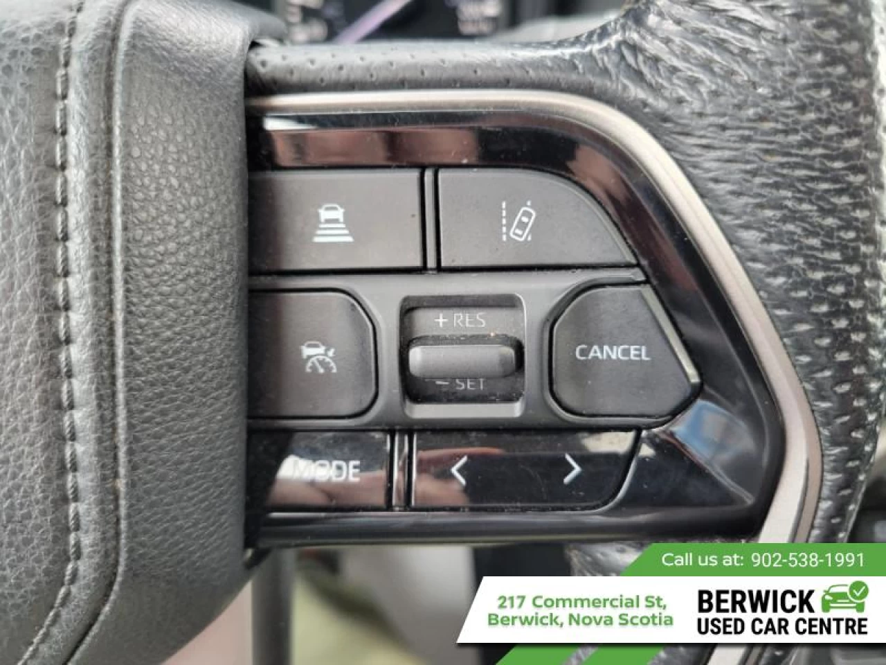 2022 Toyota Tundra Limited Main Image