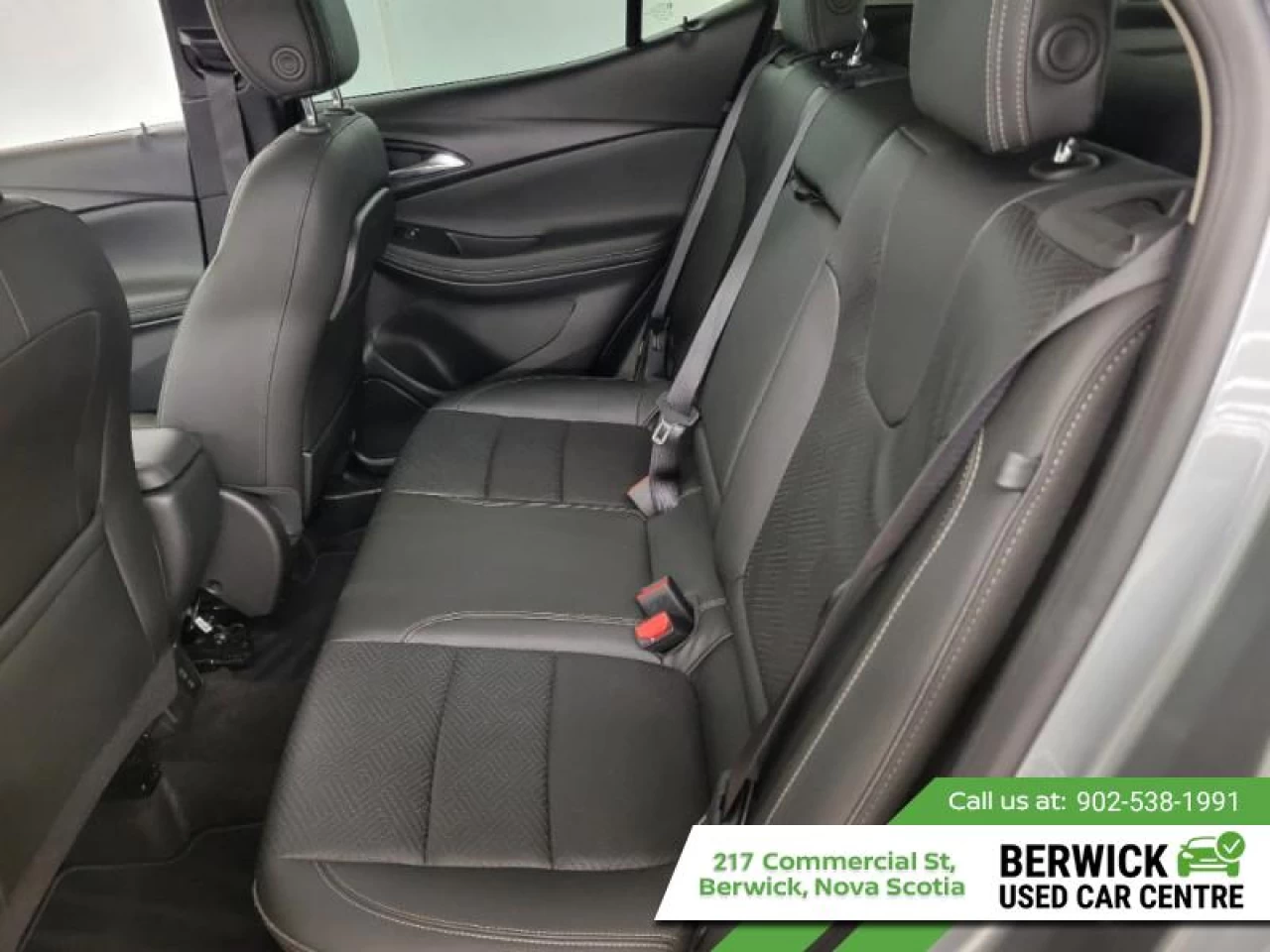 2023 Buick Encore GX Essence Main Image